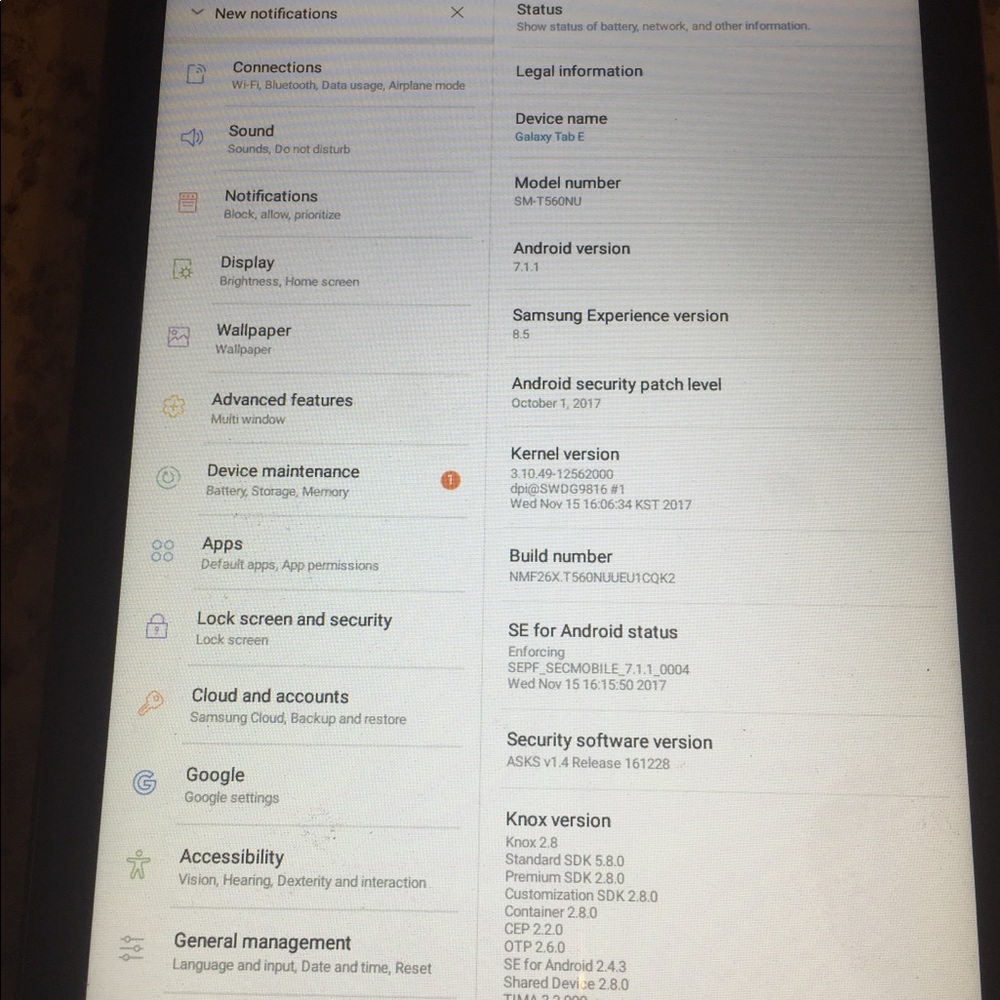 Samsung tablet - Picture 3 of 3